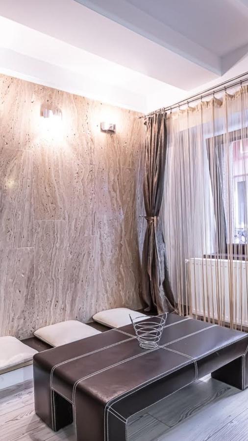 Piata Sfatului Central Confort Брашов Екстериор снимка